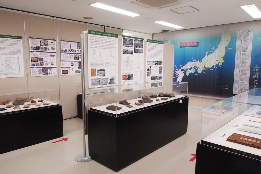 武蔵国分寺跡資料館　特別展「史跡武蔵国分寺跡のあゆみ」展示室